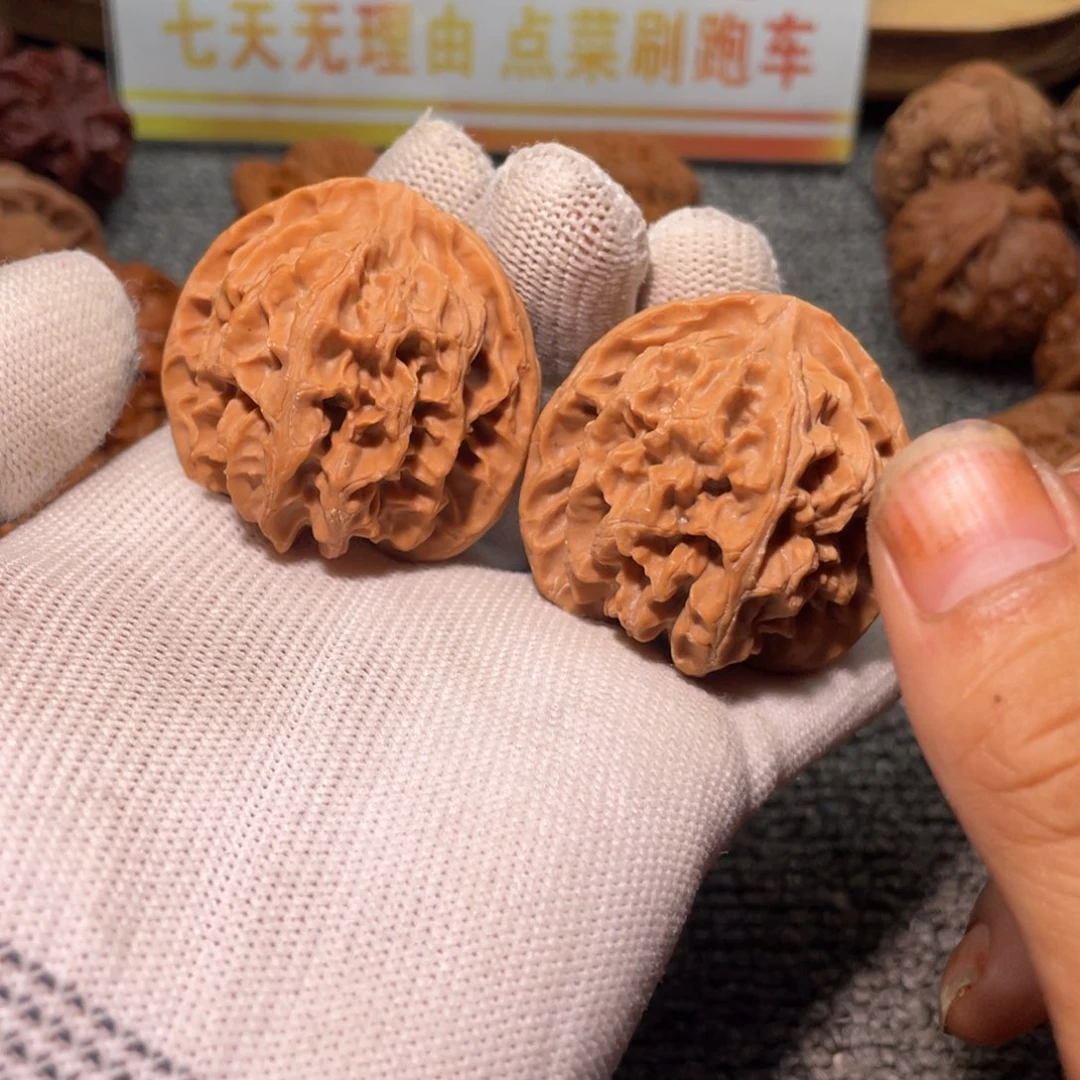 吊坠文玩核桃苹果园