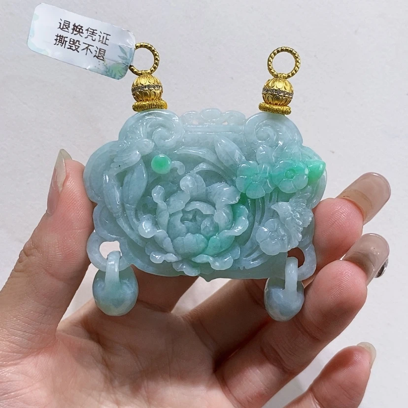 【闪购商品】翡翠未镶嵌颈饰