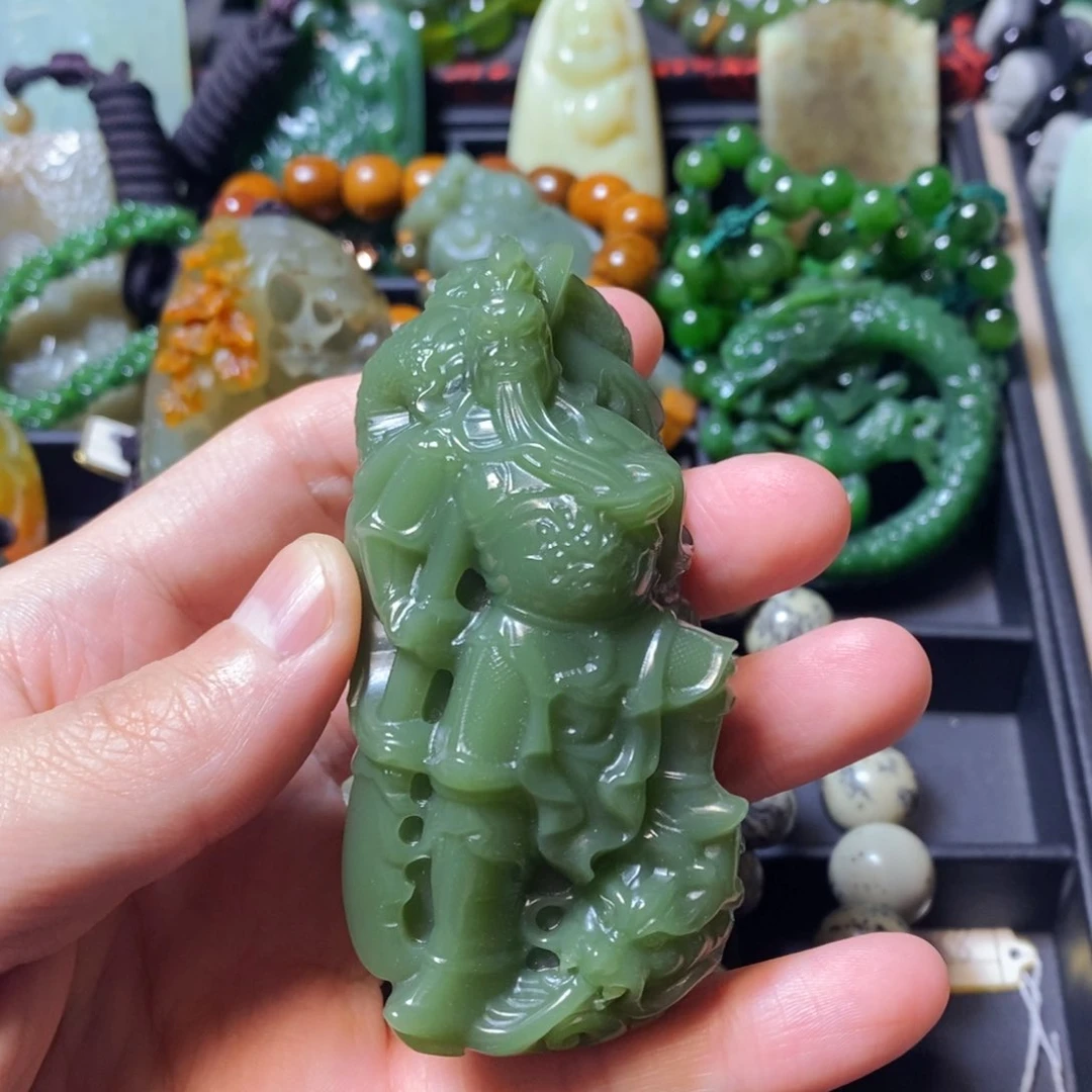 岫岩老玉（透闪石质玉）未镶嵌颈饰