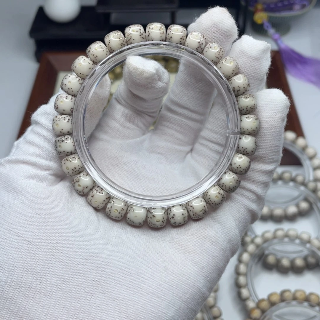 星月菩提手串8.7×7.7骨瓷白通体留白B18