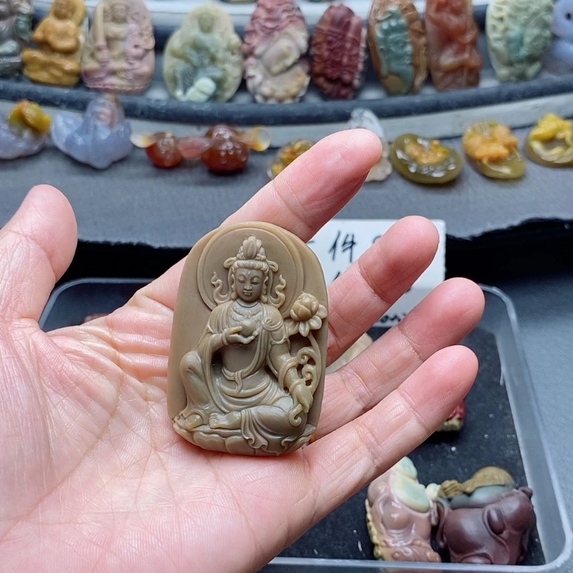 【闪购商品】定制石英质玉吊坠未镶嵌