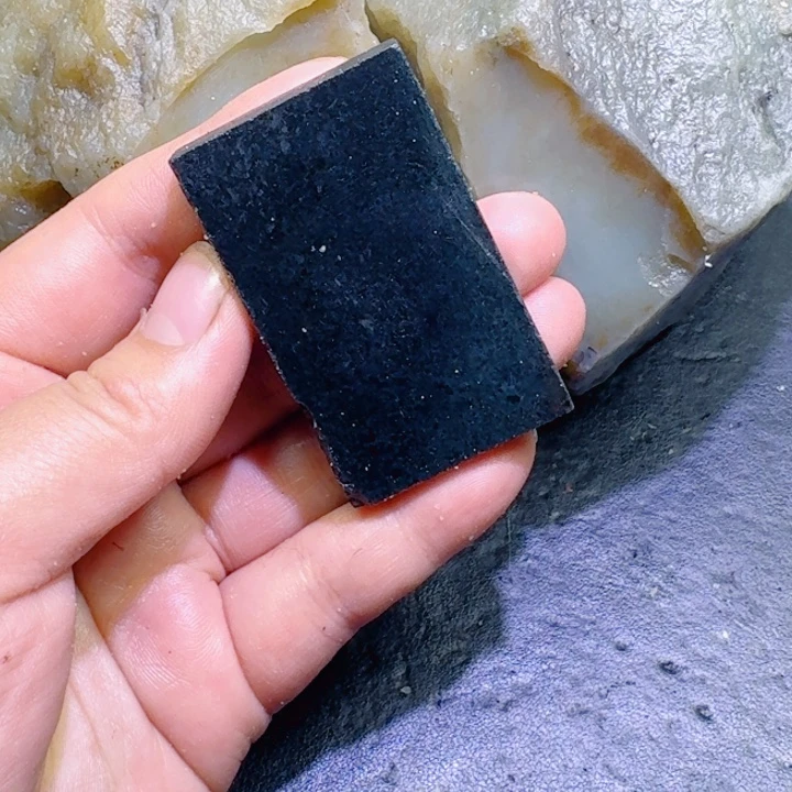 和田玉未镶嵌珠宝半成品