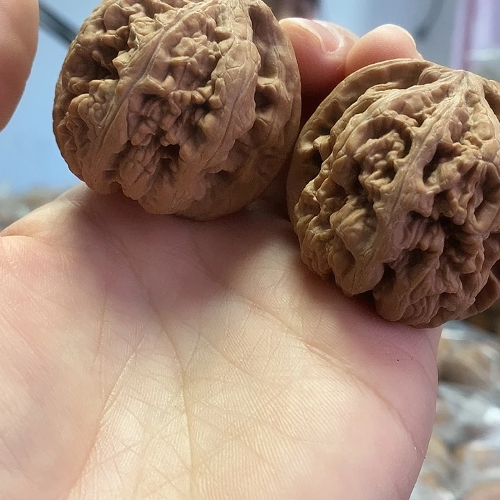 把件文玩核桃43.5红皮粗筋