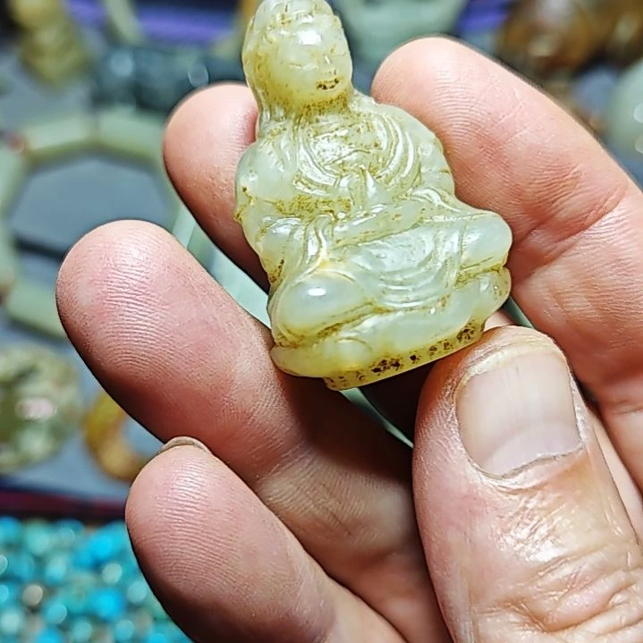 颈饰未镶嵌和田玉