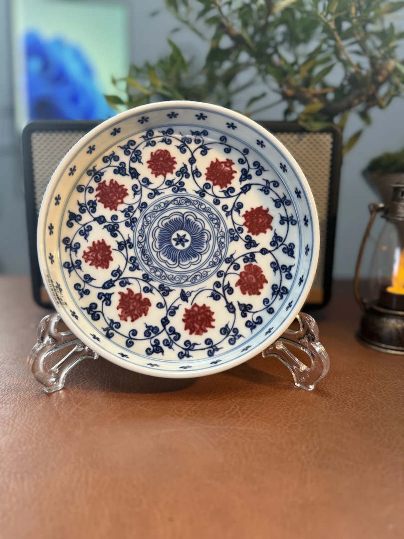 A130景德镇手绘青花釉里红缠枝莲壶承  17cm