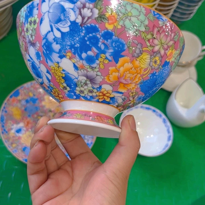 瓷片珐琅彩万花六寸微瑕面碗两个