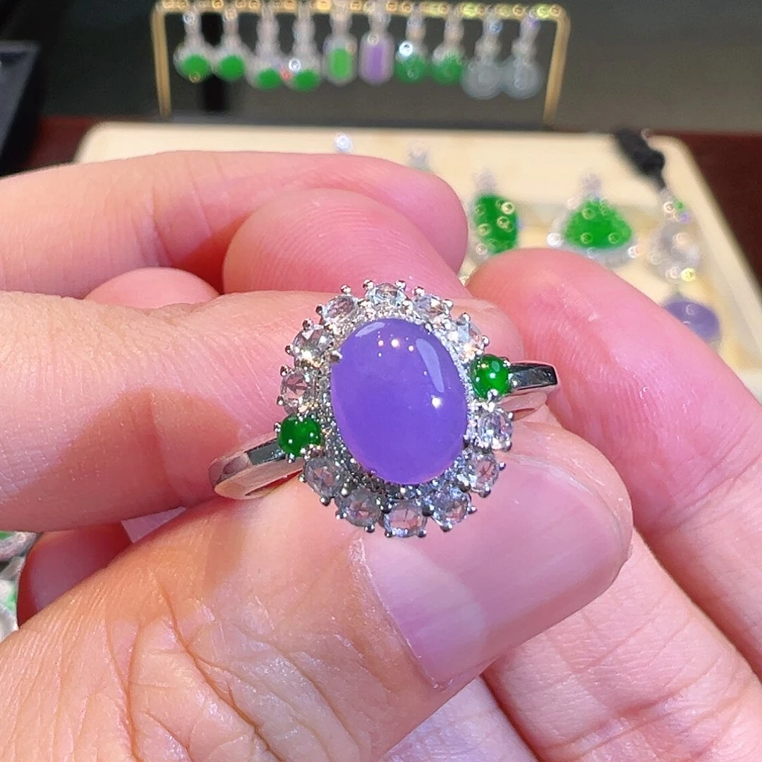 翡翠戒指18K金镶嵌翡翠