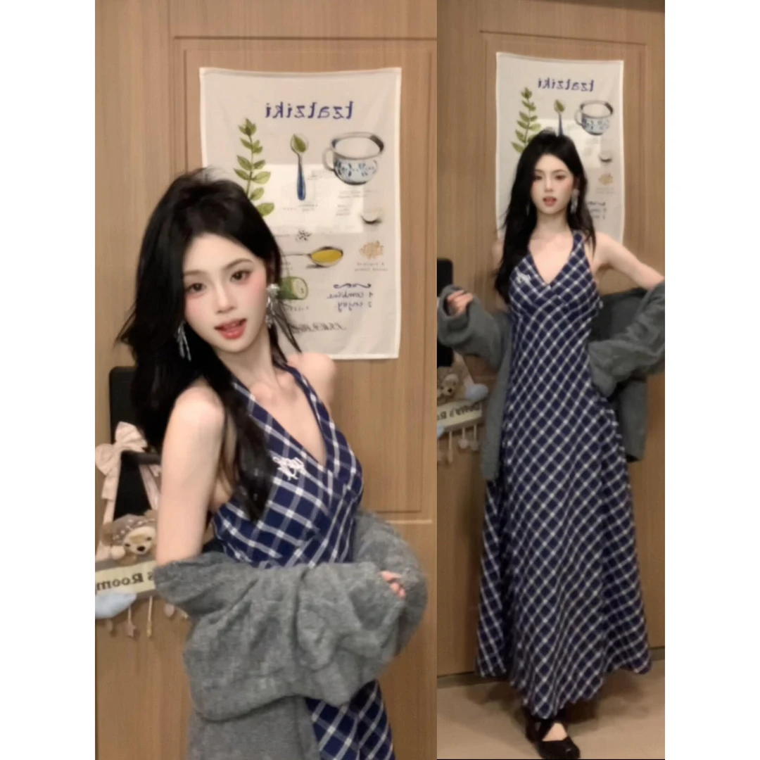 复古格纹设计感V领无袖连衣裙女春季气质收腰挂脖长裙披肩两件套