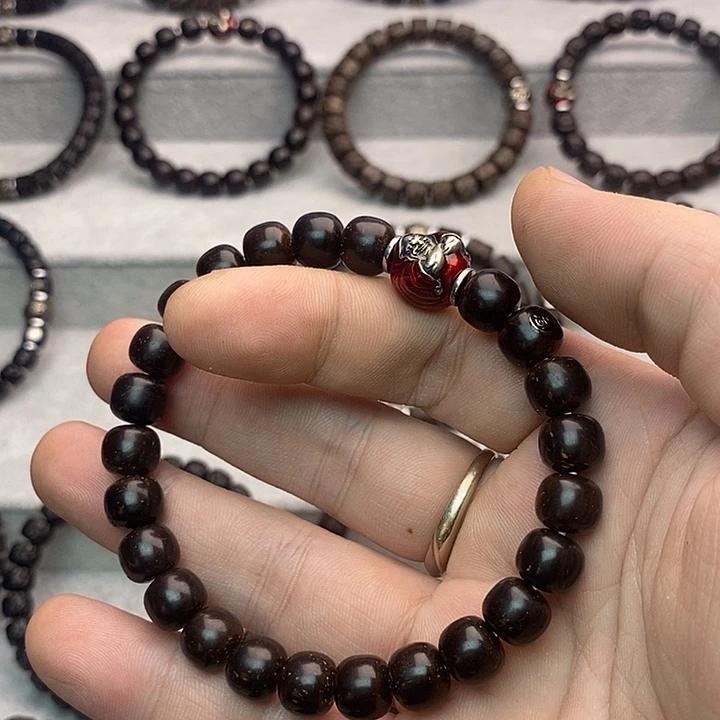 手串椰蒂扑**离98老行恶僧