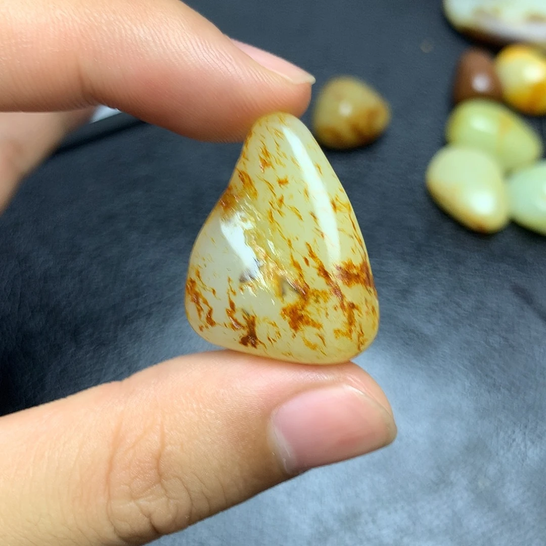 未镶嵌和田玉挂件