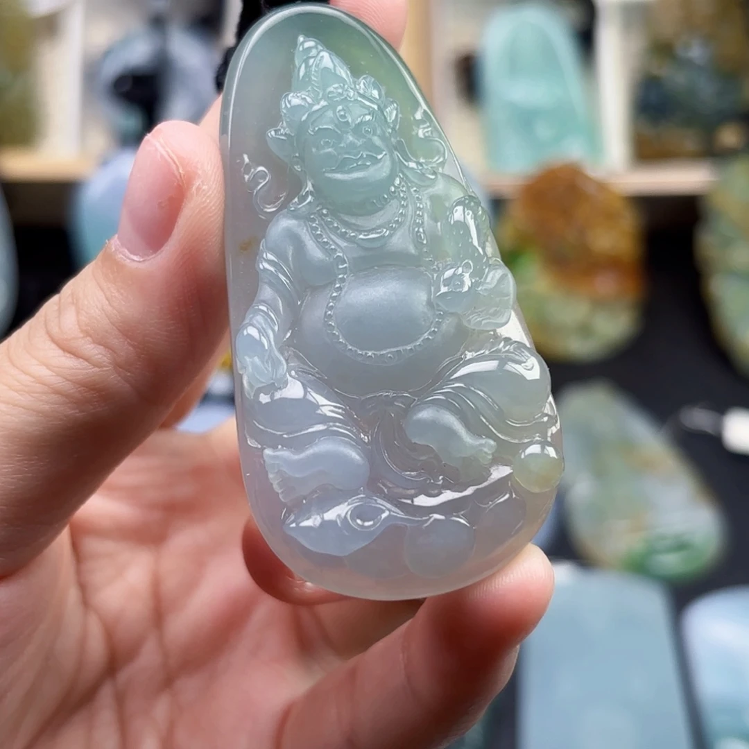 豫***弟翡翠未镶嵌颈饰黄财神