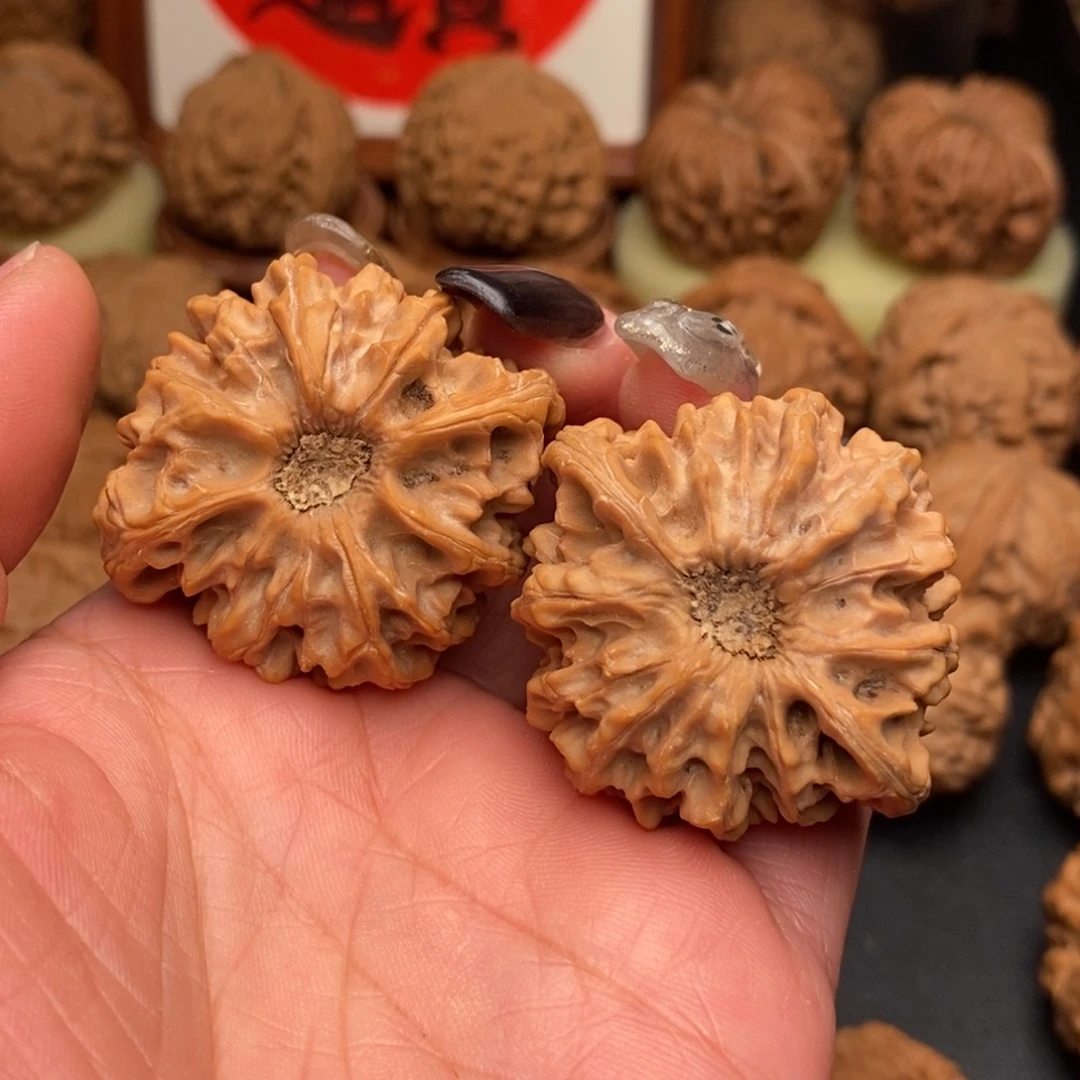 【闪购商品】文玩核桃龙门涧