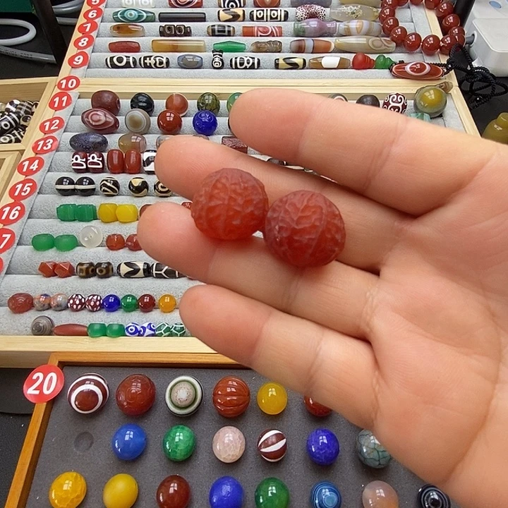 玛瑙/玉髓未镶嵌颈饰