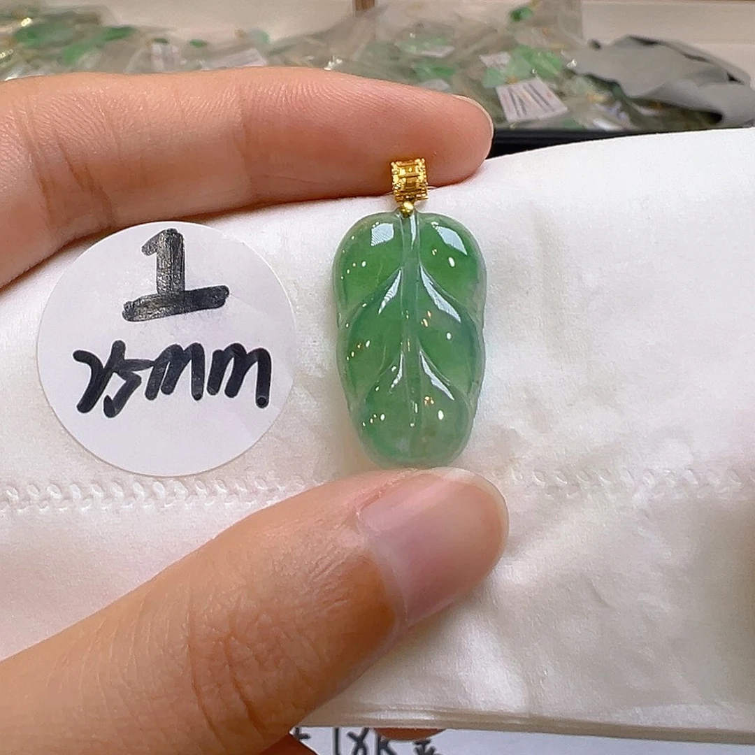 翡翠18K金镶嵌吊坠(不含链)翡翠