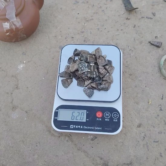 滇***池合金朋友拍的老物件持续中