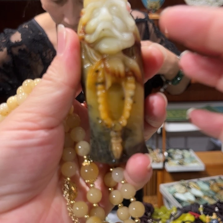 未镶嵌岫玉毛衣链