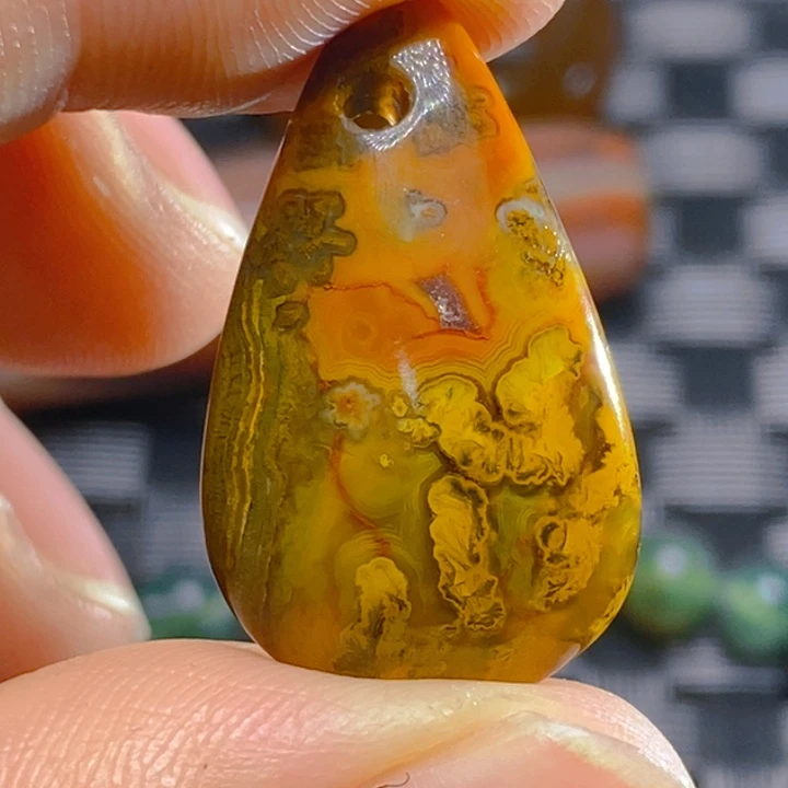 玛瑙/玉髓颈饰未镶嵌诺***敦