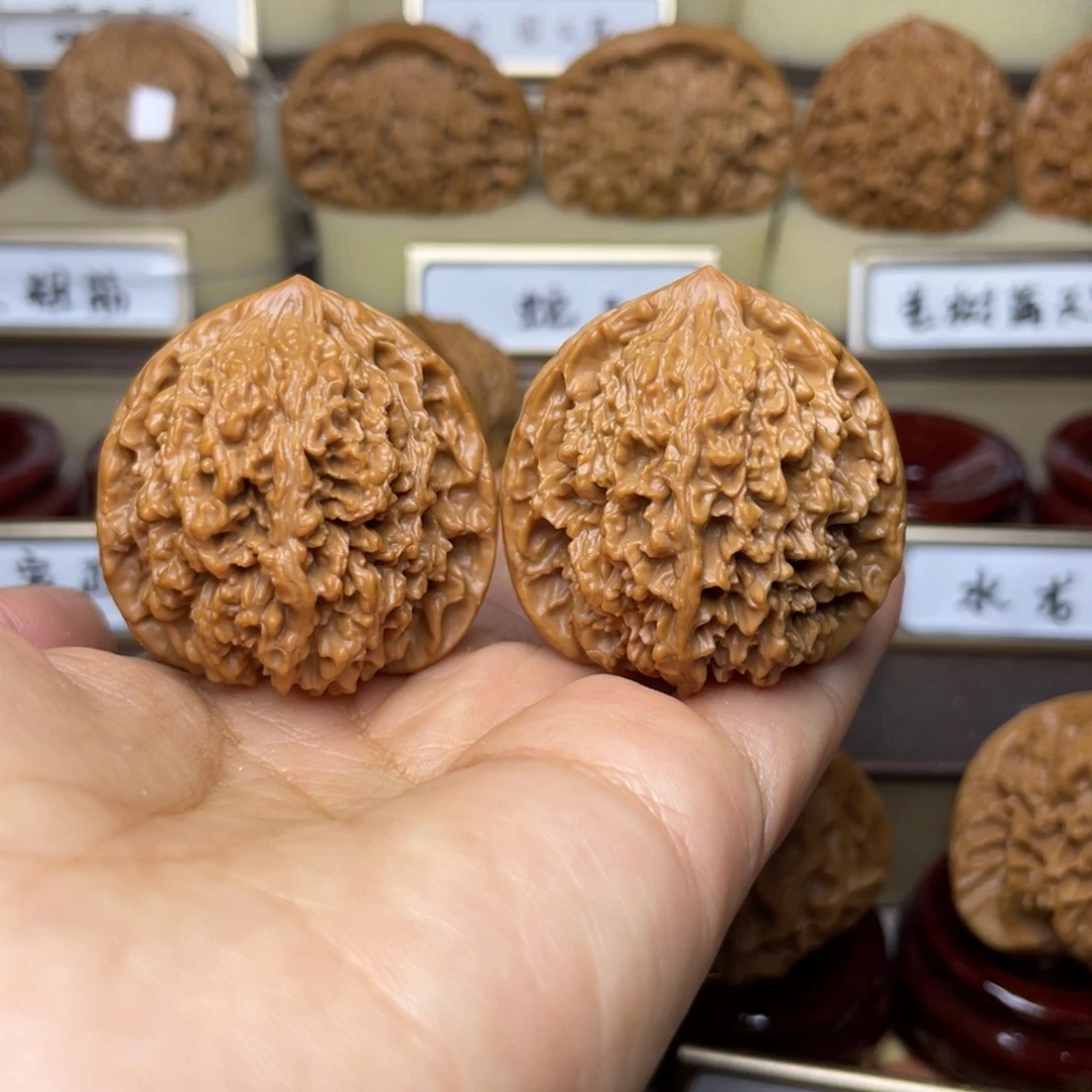 文玩核桃把件俗*丶满天星37左右