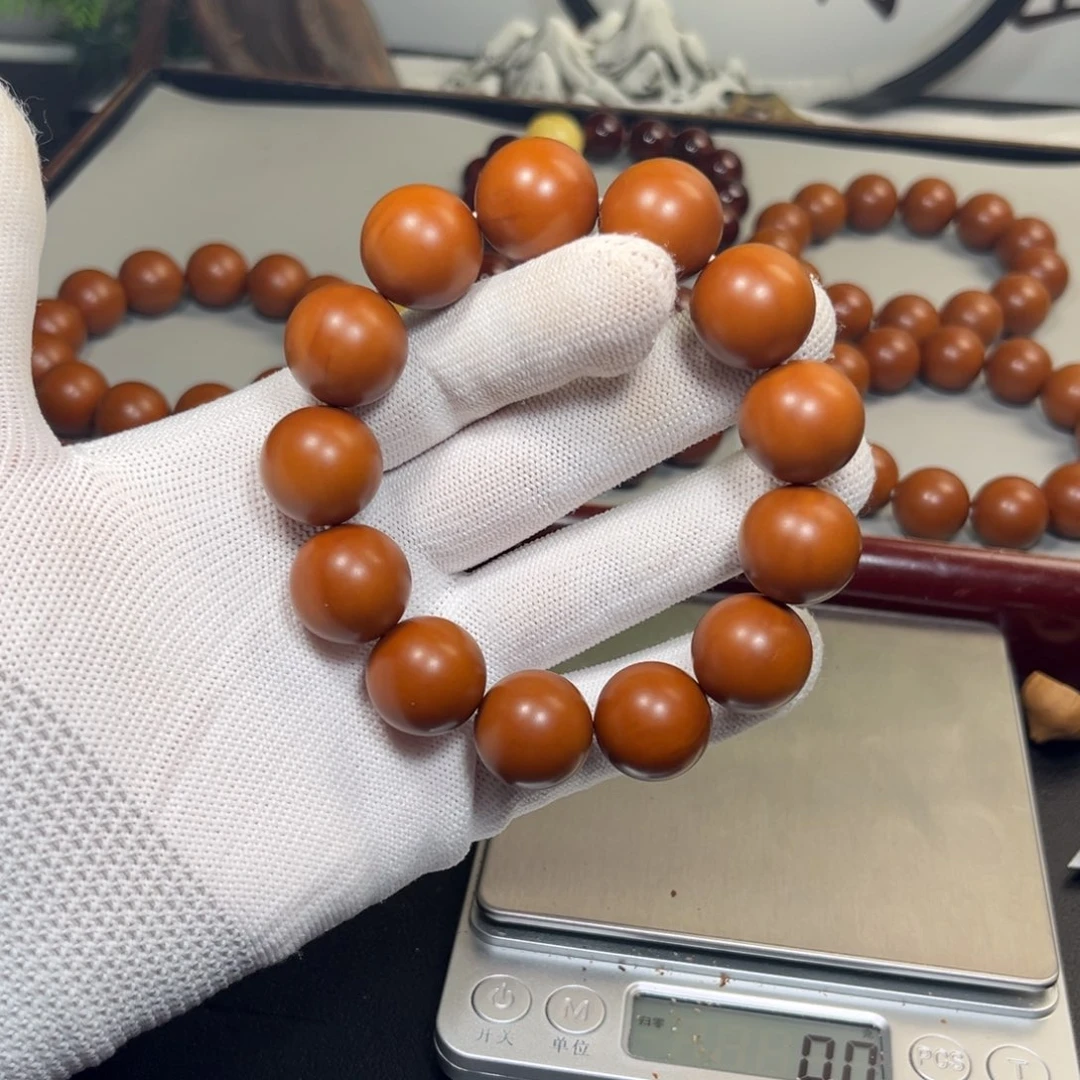 徐***某吊坠橄榄核1.77树王铁核全品微瑕