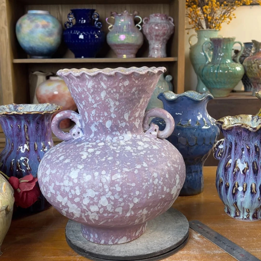 摆件陶瓷花瓶高25口径7盘泥微瑕