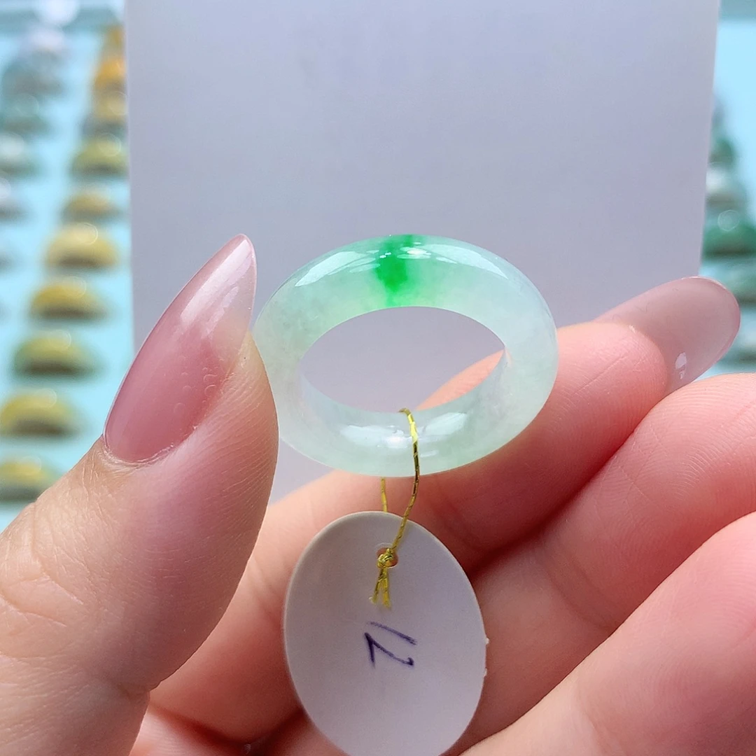 未镶嵌戒指翡翠12圈