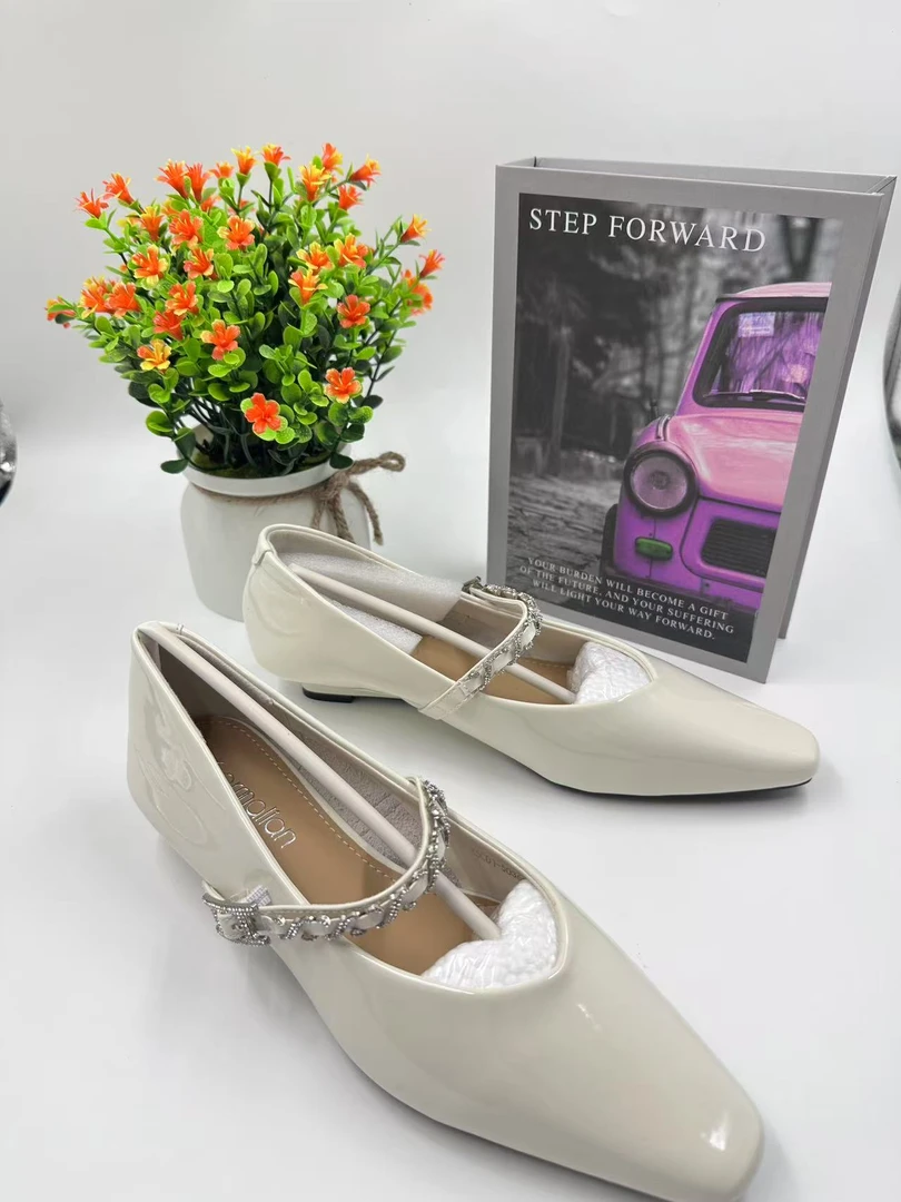 K5036 粗跟方头一脚蹬浅口春季透气单鞋皮鞋女鞋多巴胺穿搭