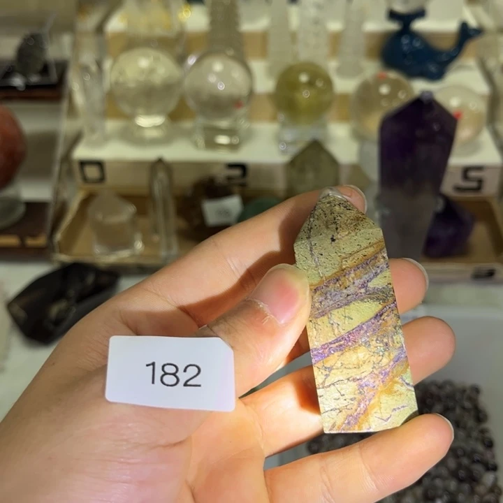 未镶嵌水晶大型摆件（非配饰）天然矿坑