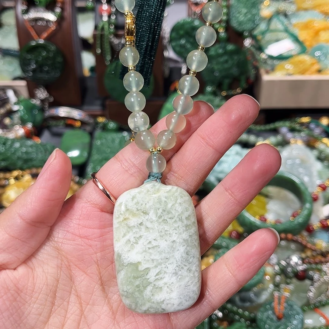 未镶嵌岫玉毛衣链