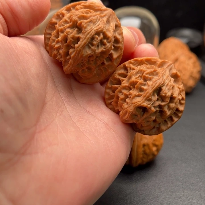 把件文玩核桃41.5心形苹果