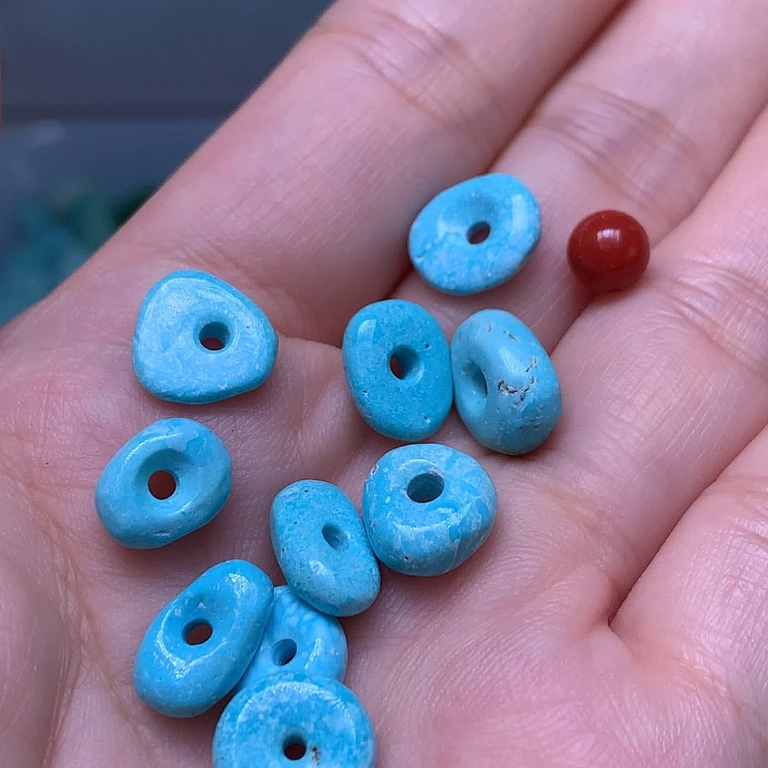 南红玛瑙未镶嵌珠宝奇石