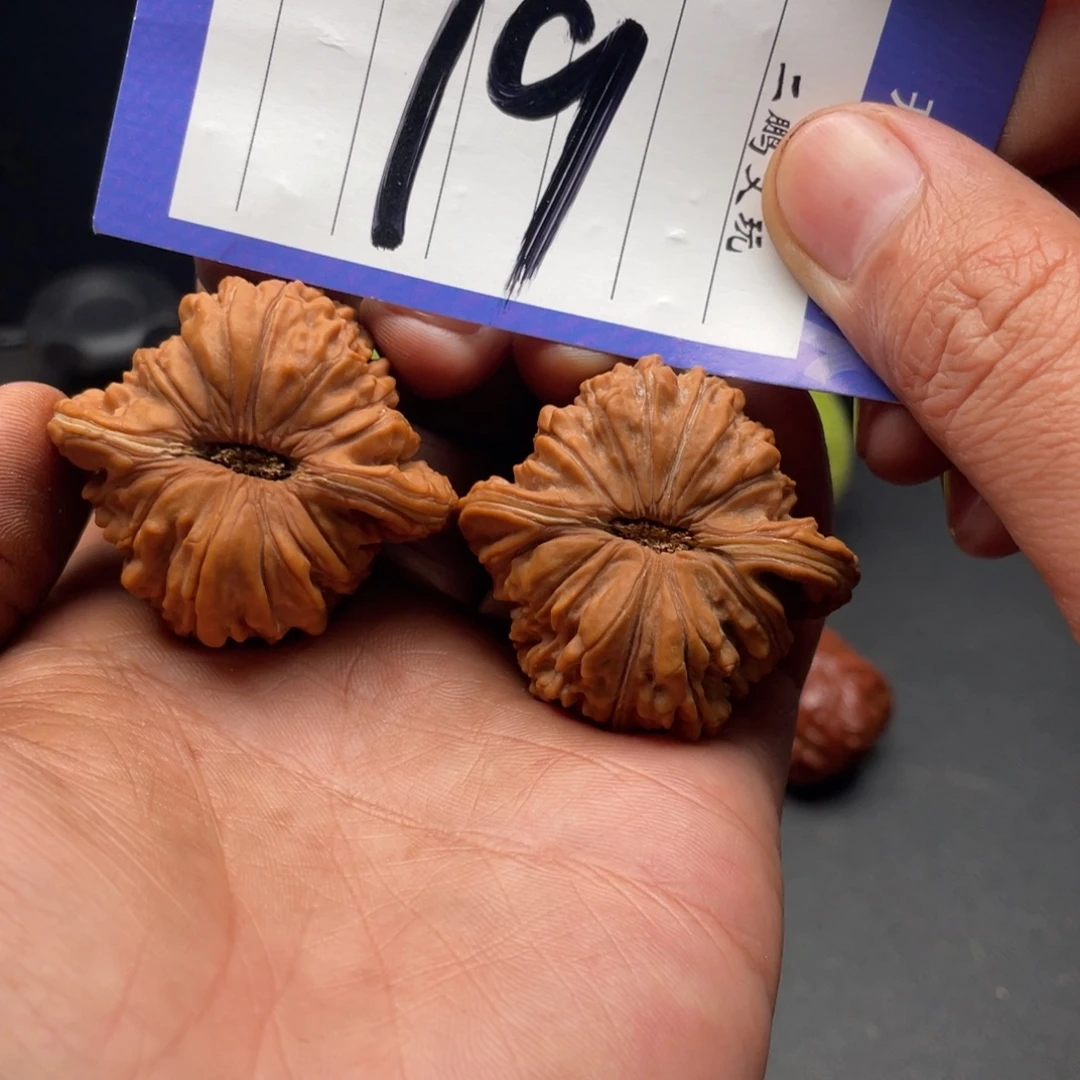 文玩核桃把件全品四座楼43