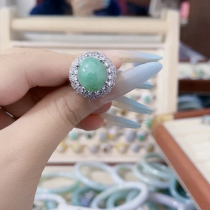 颈饰未镶嵌翡翠天然翡翠Ａ货