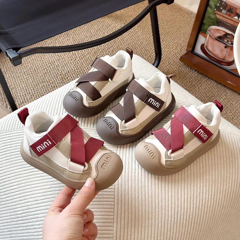 2025春季新款休闲风男女童减震防踢防滑软底魔术贴休闲鞋运动鞋