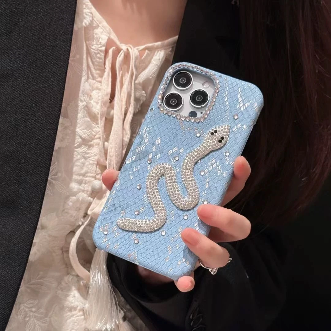 名媛风烫银蛇纹满钻蛇iPhone16promax手机壳15适用于苹果14高级感