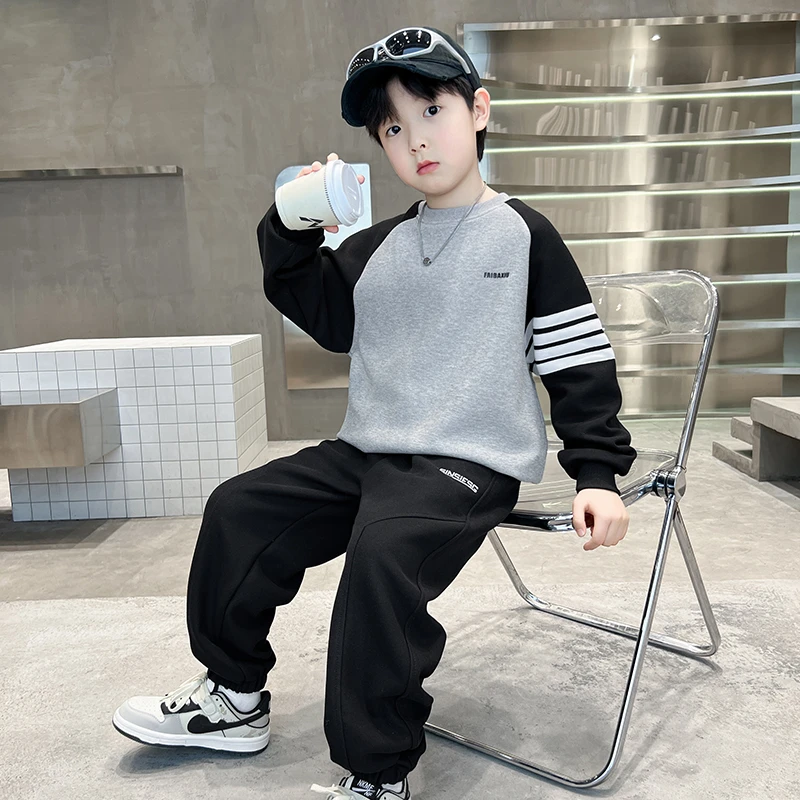 MK&UR.BV男童秋装套装2025新款炸街运动卫衣中大儿童酷帅两件套