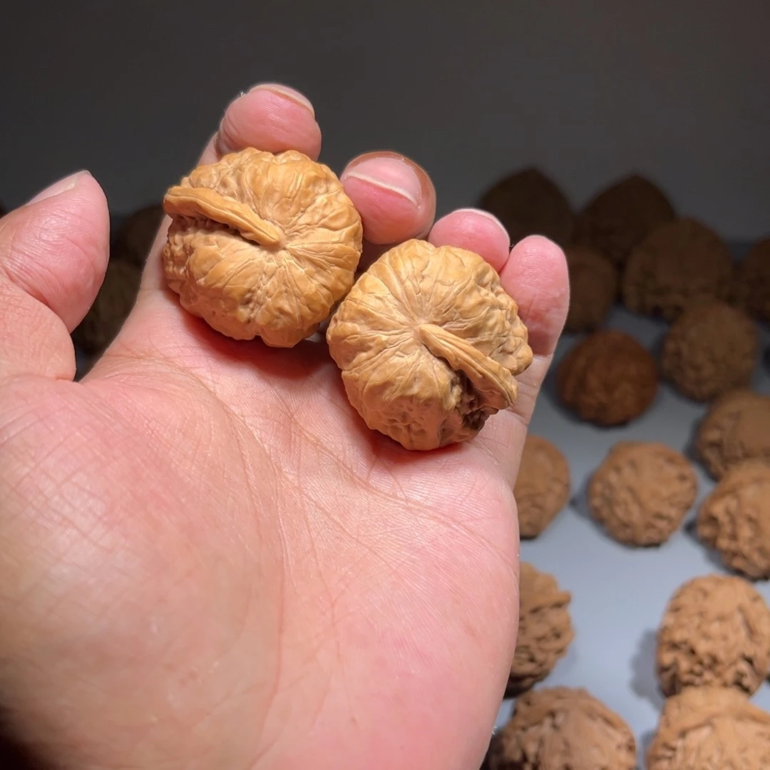 牧***z文玩核桃把件蛤蟆