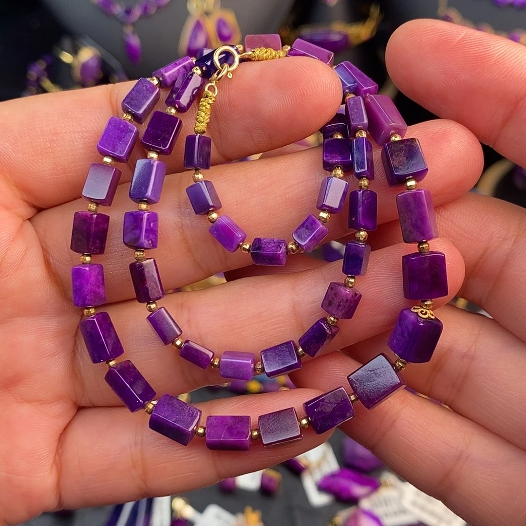 18K金镶嵌苏纪石（舒俱来）项链