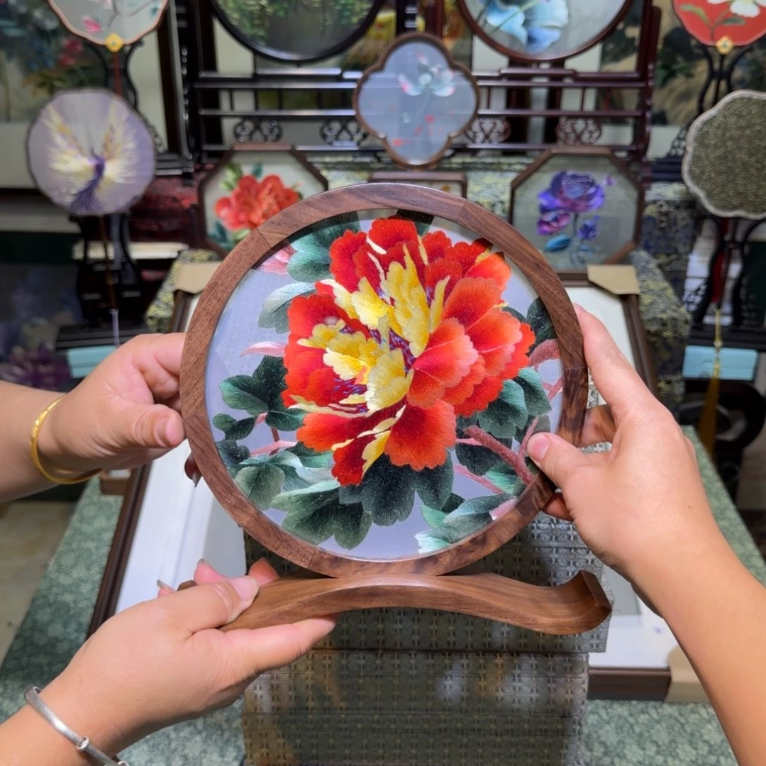 刺绣手工苏绣工艺制作技艺精湛