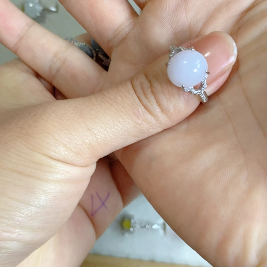 静***静未镶嵌戒指翡翠缅甸