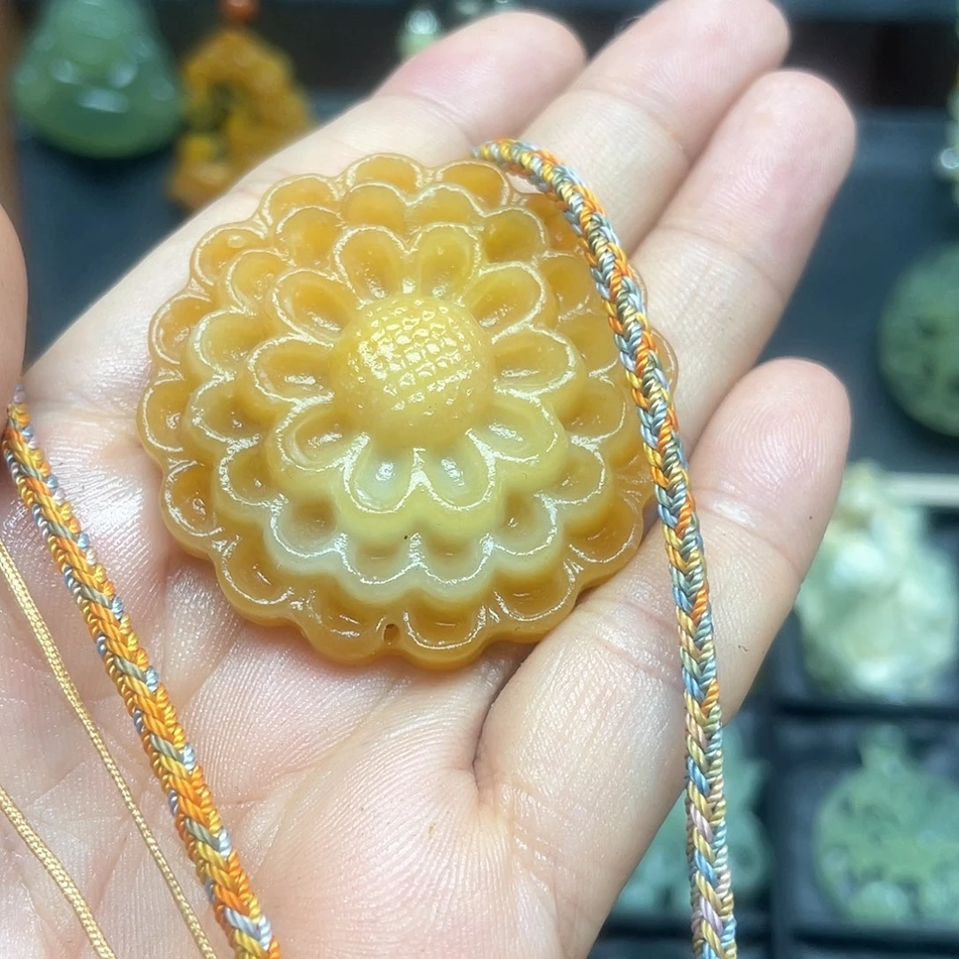 未镶嵌蛇纹石玉颈饰
