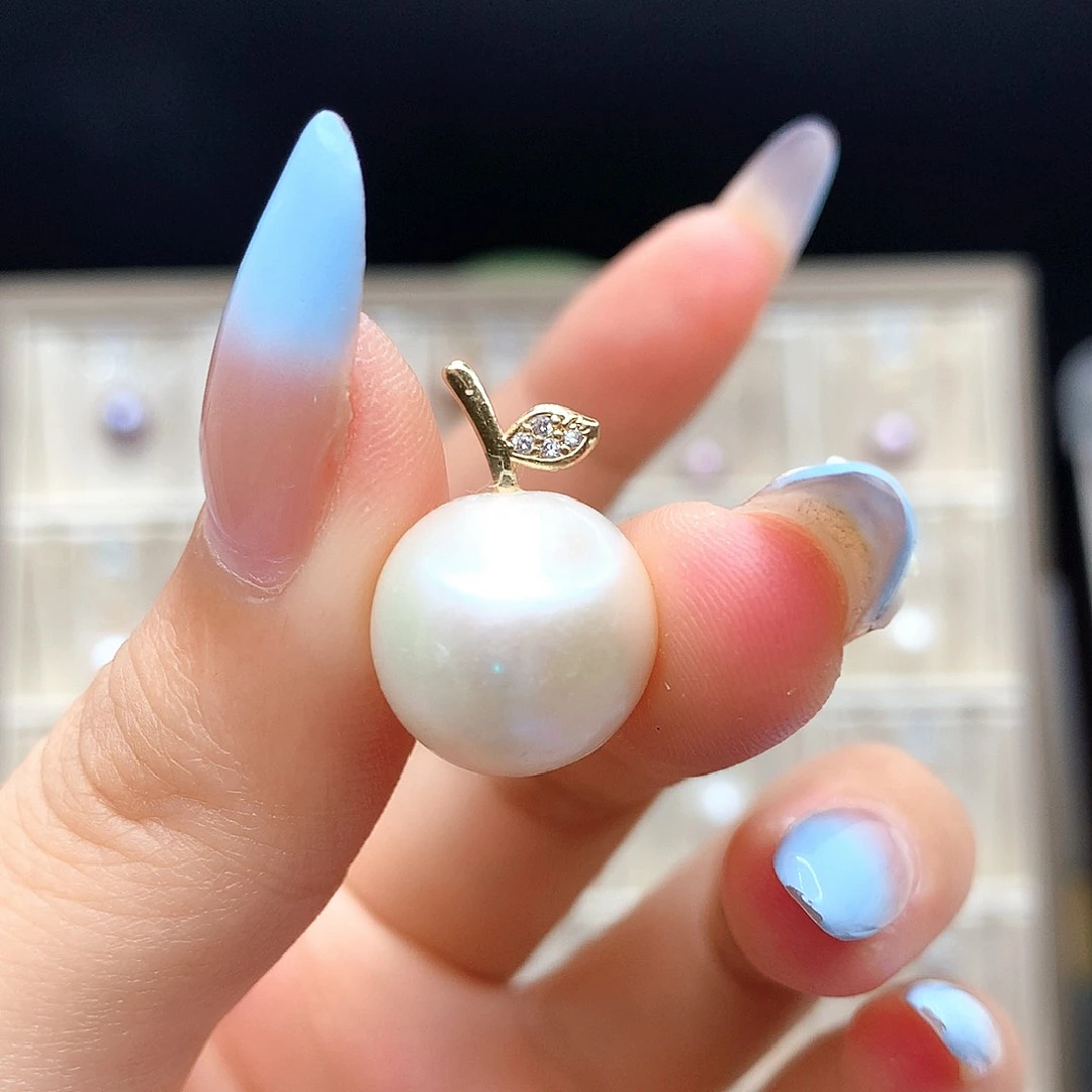 淡水珍珠合金颈饰