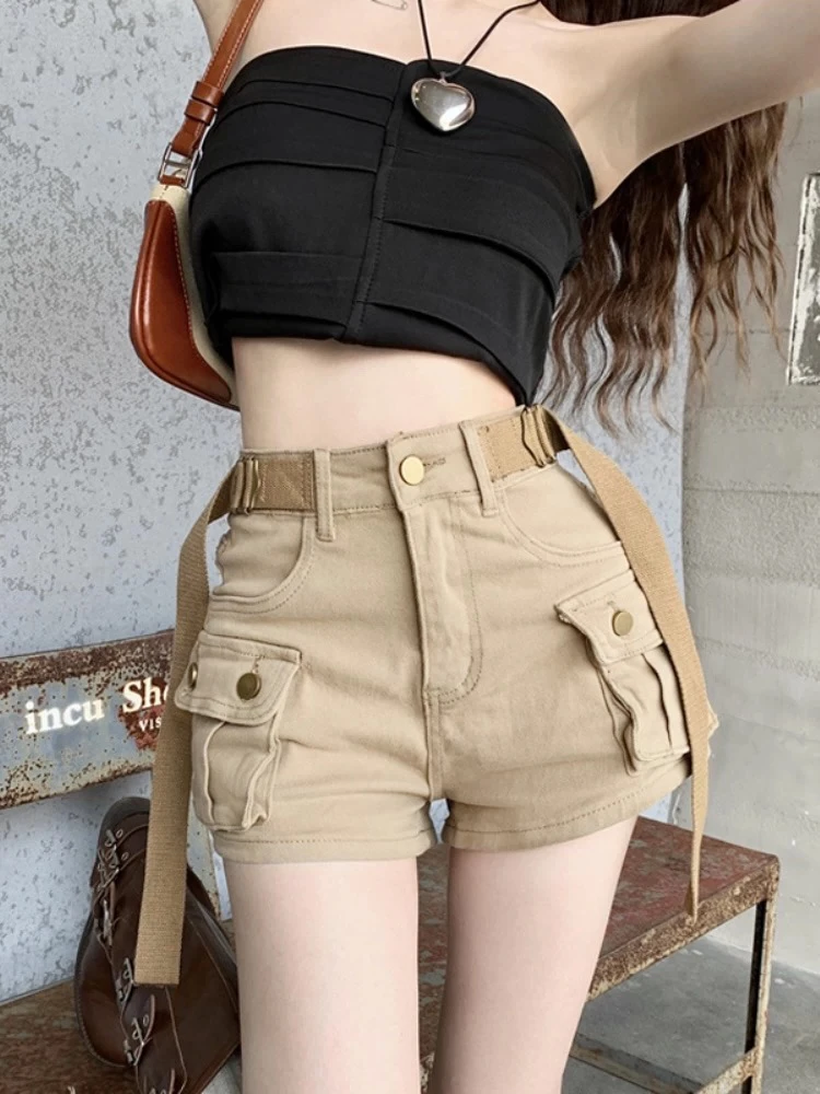 甜酷辣妹工装牛仔短裤女夏季2025新款高腰显瘦卡其色热裤子