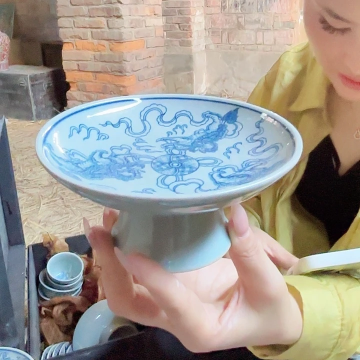 摆件景德镇高温陶瓷高足狮子盘