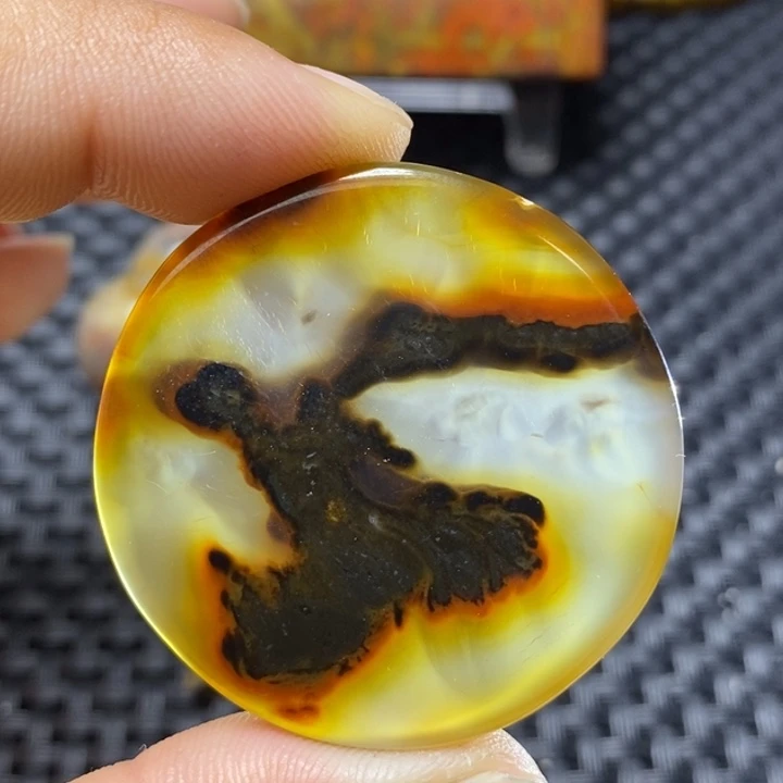 玛瑙/玉髓颈饰未镶嵌石*