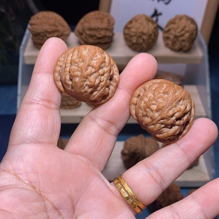 吊坠文玩核桃全品凤凰山