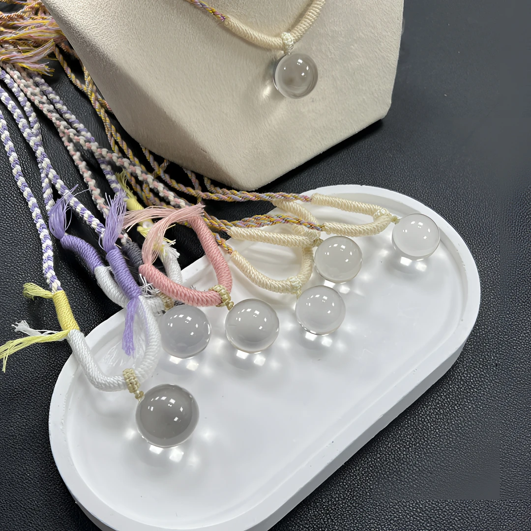 白水晶单珠牛鼻孔编绳吊坠【多样性发其一】