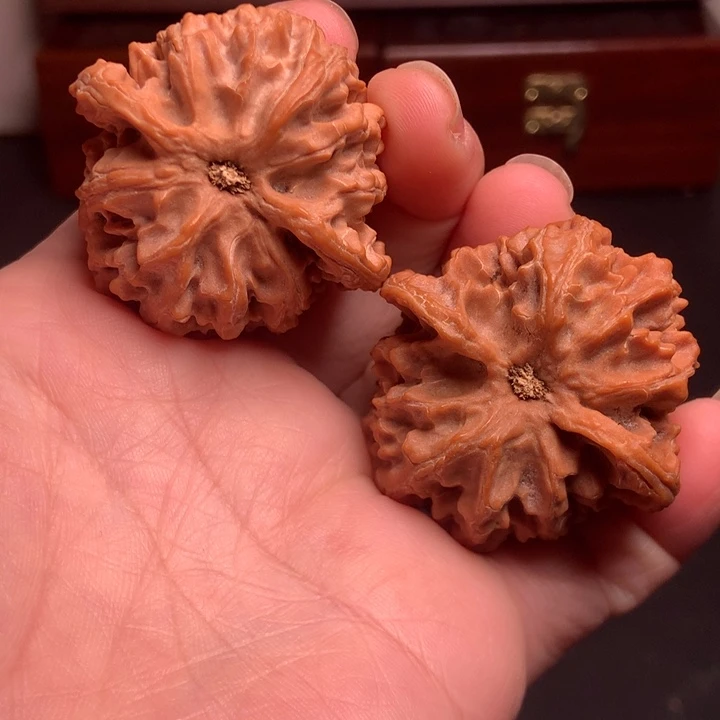 文玩核桃吊坠苹果园色差41尺