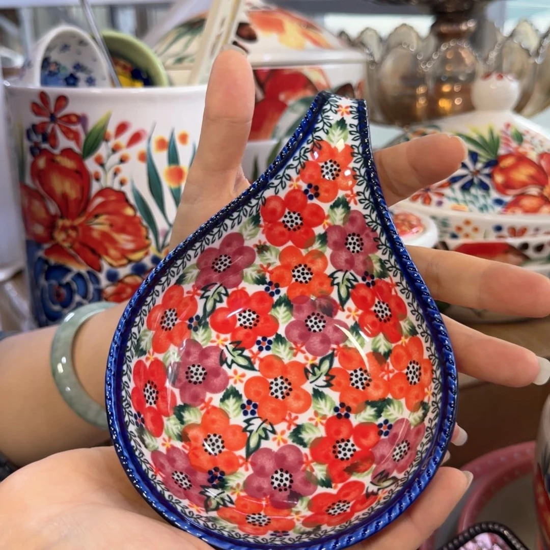 粉色花勺托一只看图