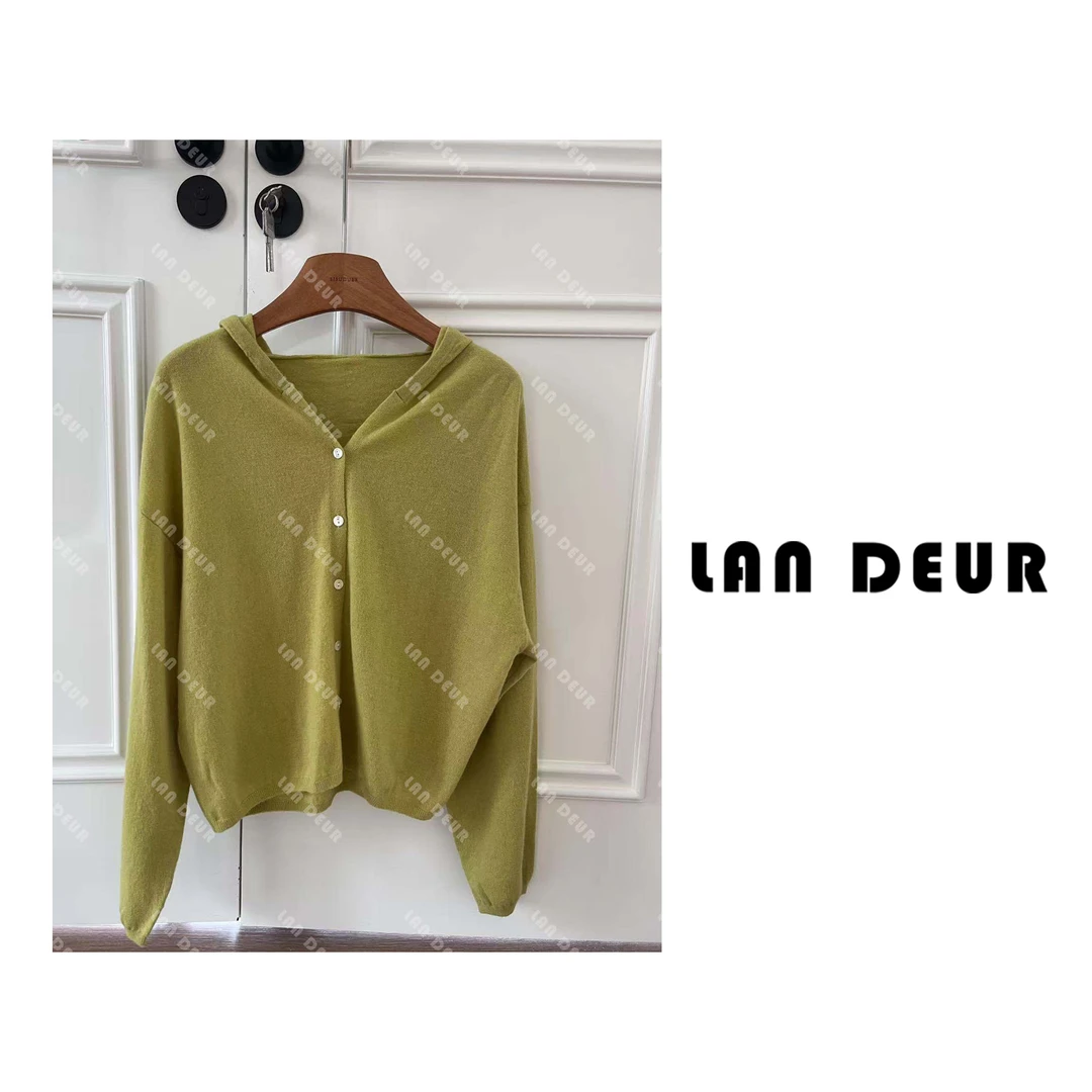 JIUJIU【椰青奶绿】100%绵羊毛气质简约风连帽短款秋季百搭毛针织女