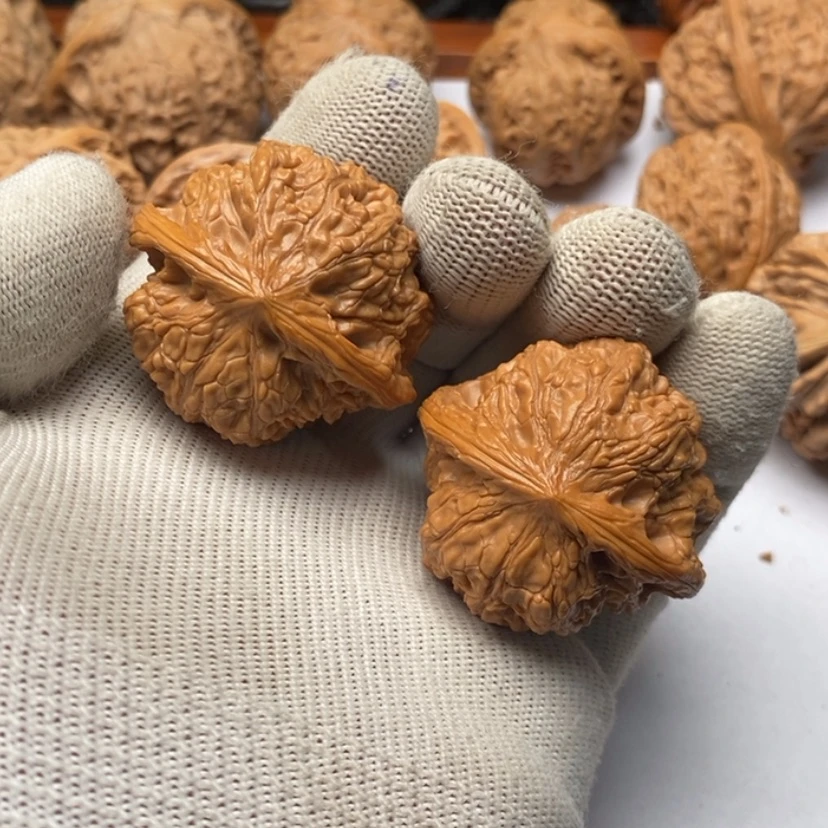 【闪购商品】文玩核桃把件柒*-566龙洞峪